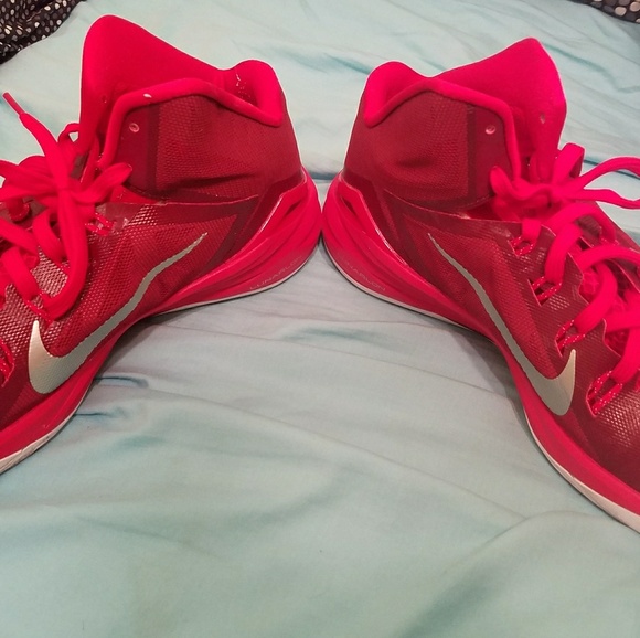 Nike hyperdunks size 12 - Picture 3 of 3